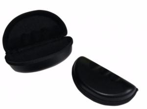 ETUI NA OKULARY PRZECIWSŁONECZNE ZAMYKANE NA ZAMEK