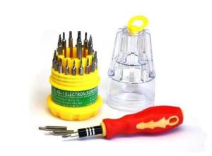 ZESTAW ŚRUBOKRĘT WKRĘTAK TORX + 30 KOŃCÓWEK GSM