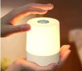 Lampka nocna LED dotykowa Na baterie 3 tryby