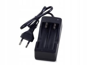 ŁADOWARKA DO AKUMULATORÓW 8800 mAh 3,7V 4,2V